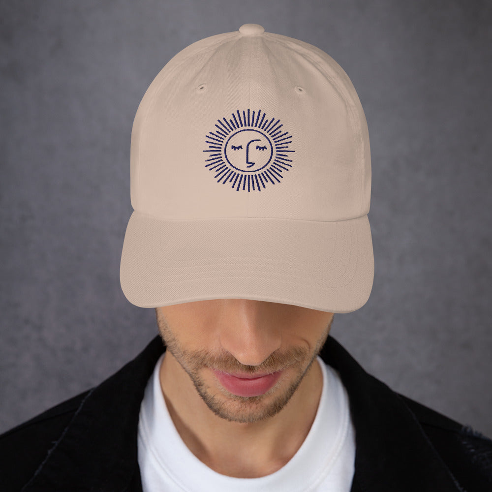 casquette à effet usé en coton avec logo bleu foncé brodé avant et arrière