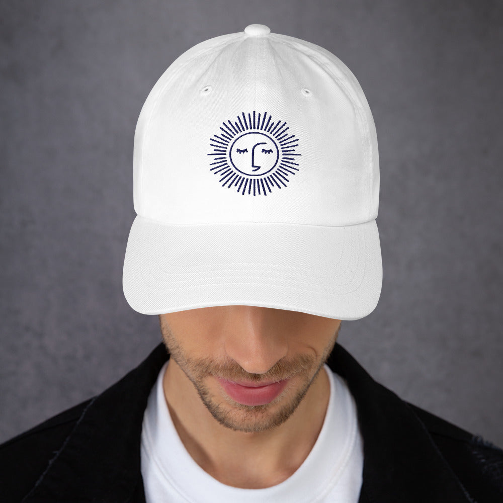 casquette à effet usé en coton avec logo bleu foncé brodé avant et arrière