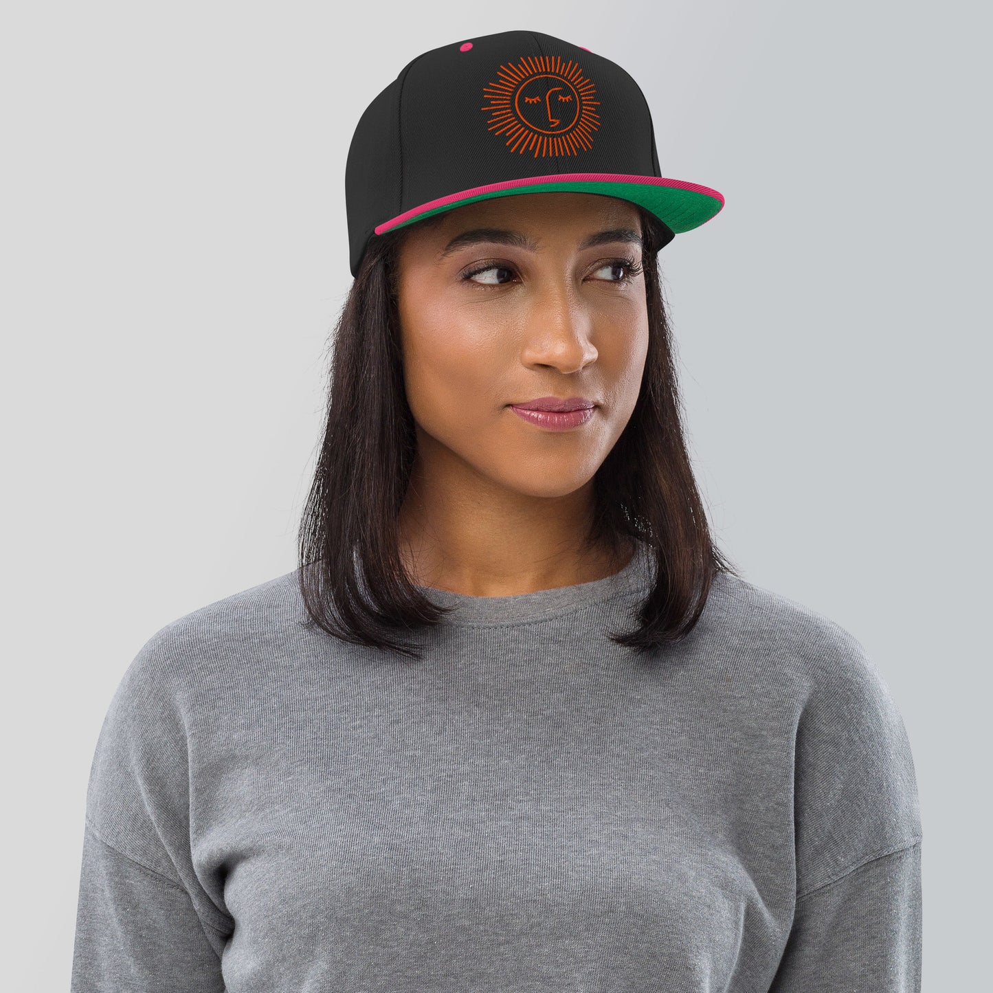 casquette base ball avec différents coloris et logo orange brodé
