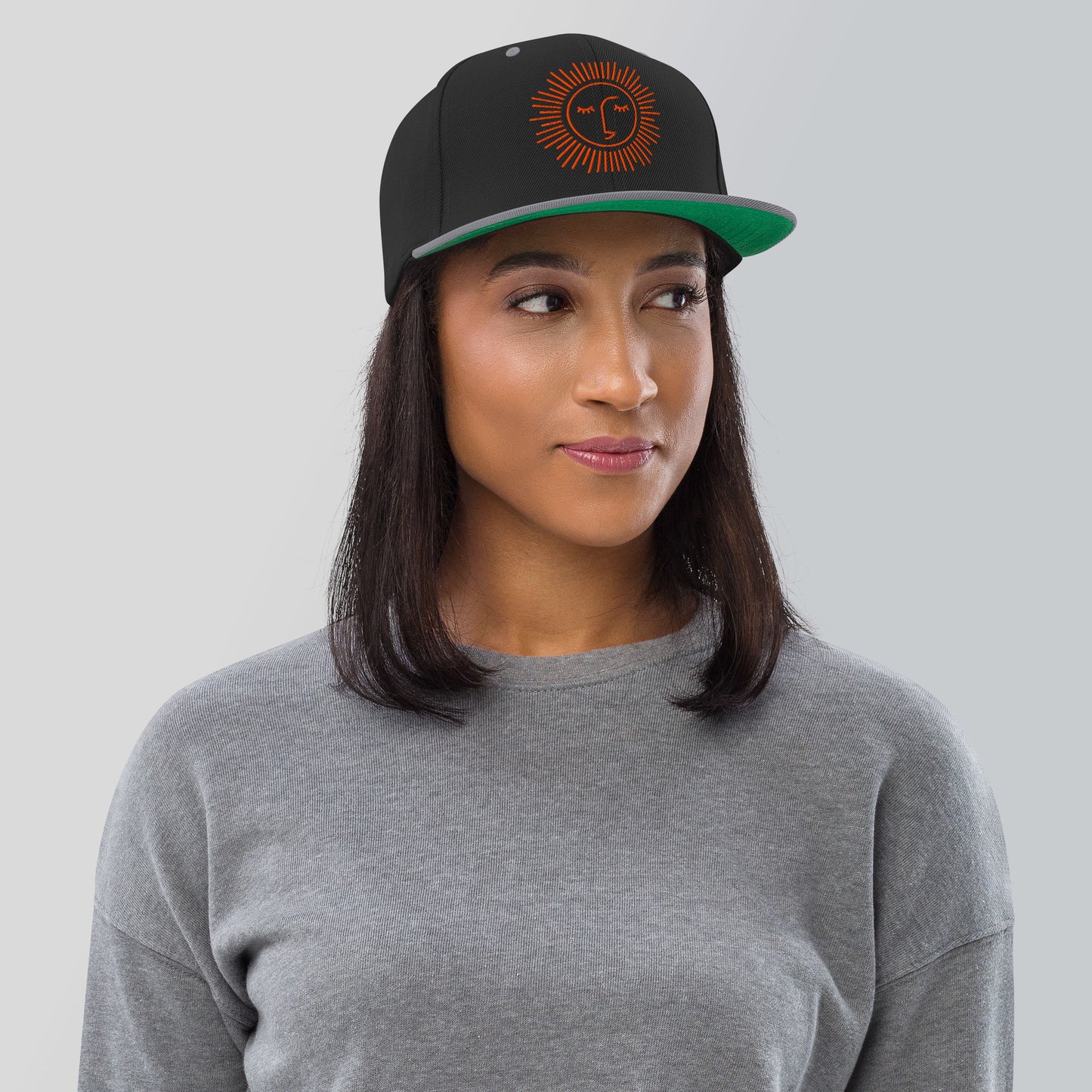 casquette base ball avec différents coloris et logo orange brodé