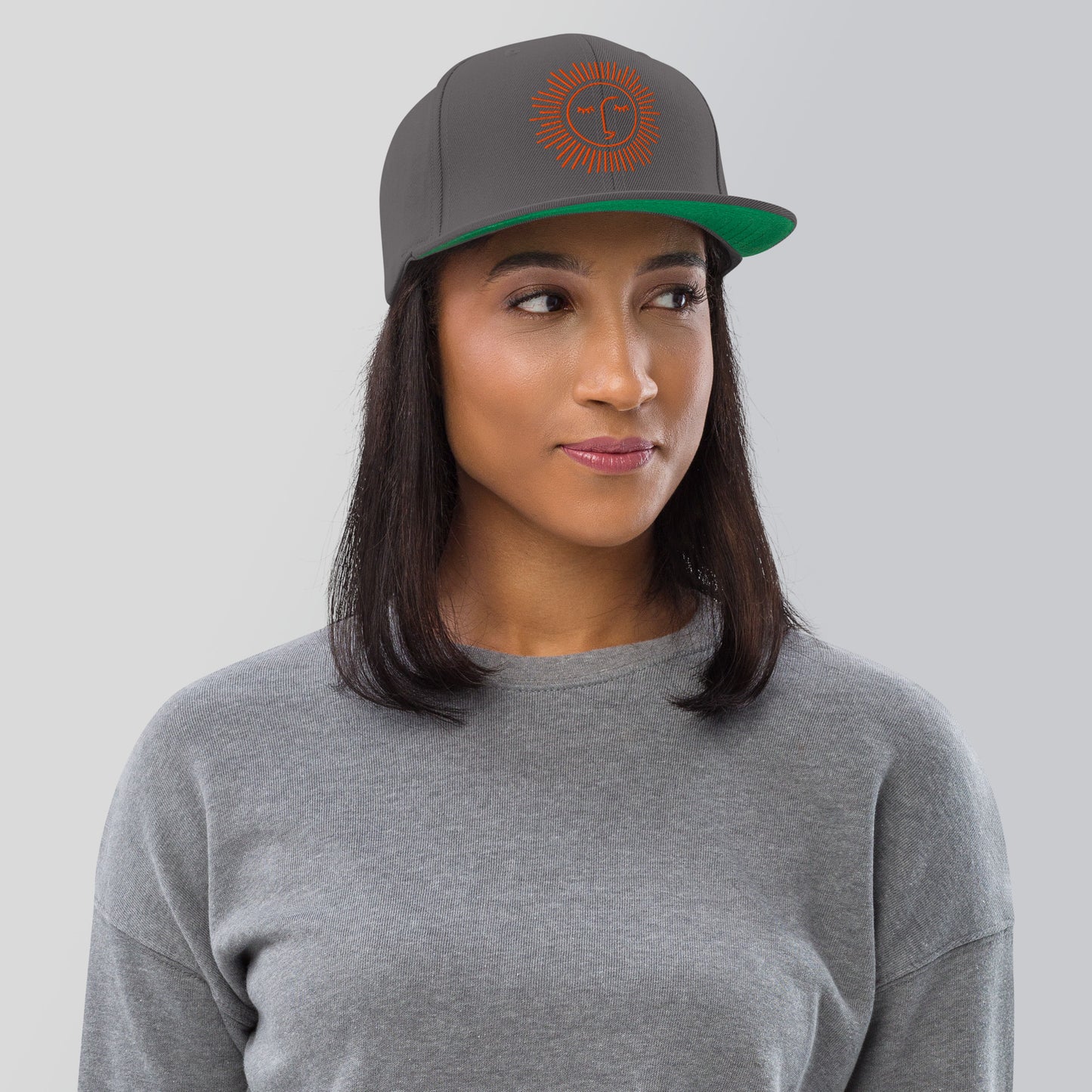 casquette base ball avec différents coloris et logo orange brodé