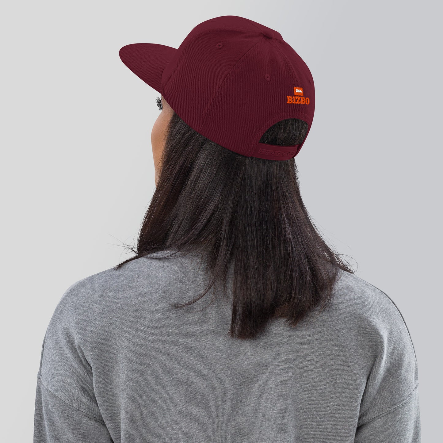 casquette base ball avec différents coloris et logo orange brodé