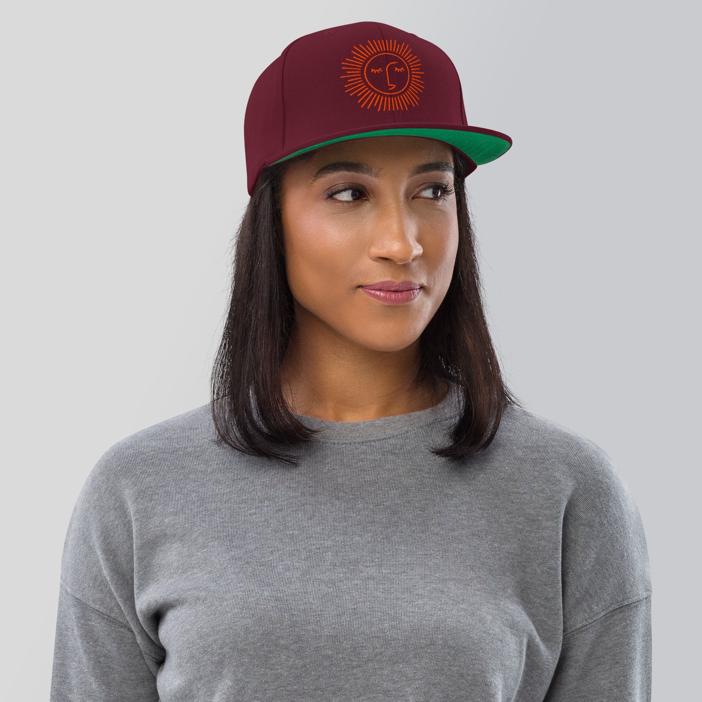 casquette base ball avec différents coloris et logo orange brodé